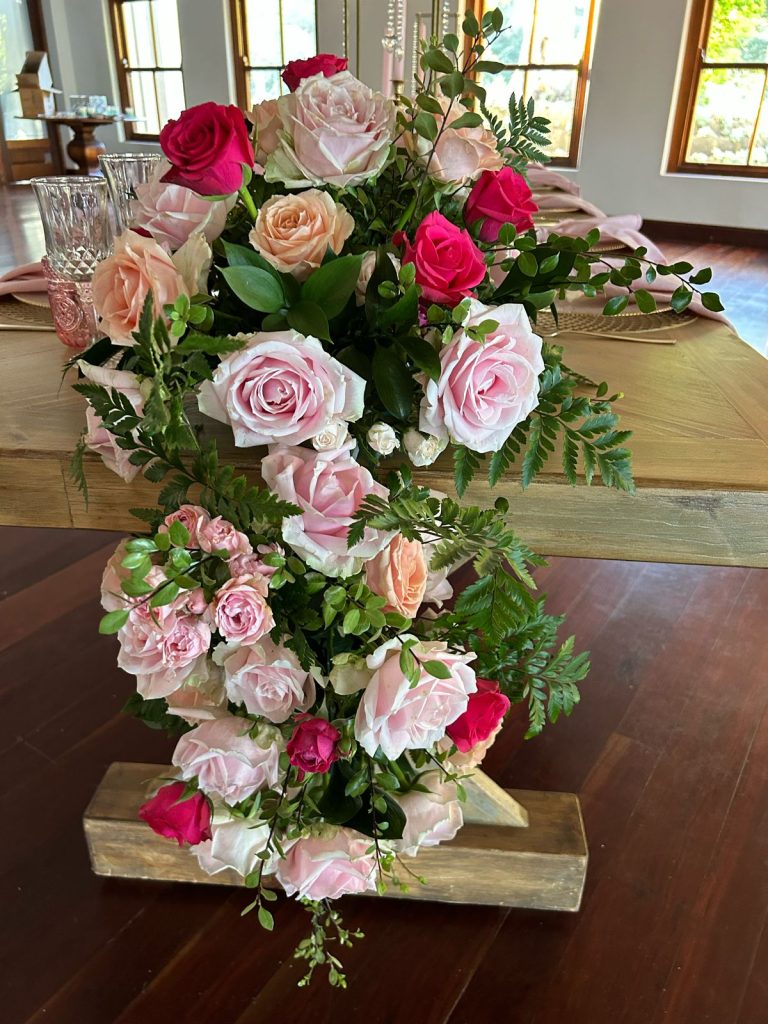 Flower Arrangement Gallery Florest Port Elizabeth flowers By Charlotte Port Elizabeth (6)